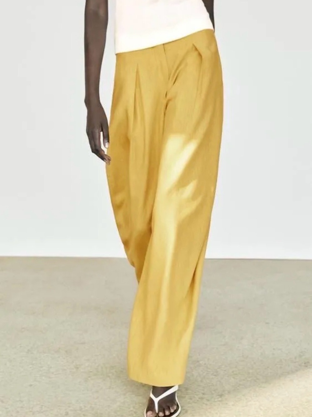 NWT Zara Wide-leg flowing linen blend yellow